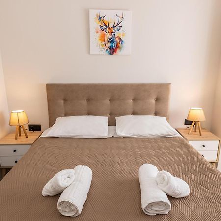 Steve'S Apartment Ираклио Екстериор снимка