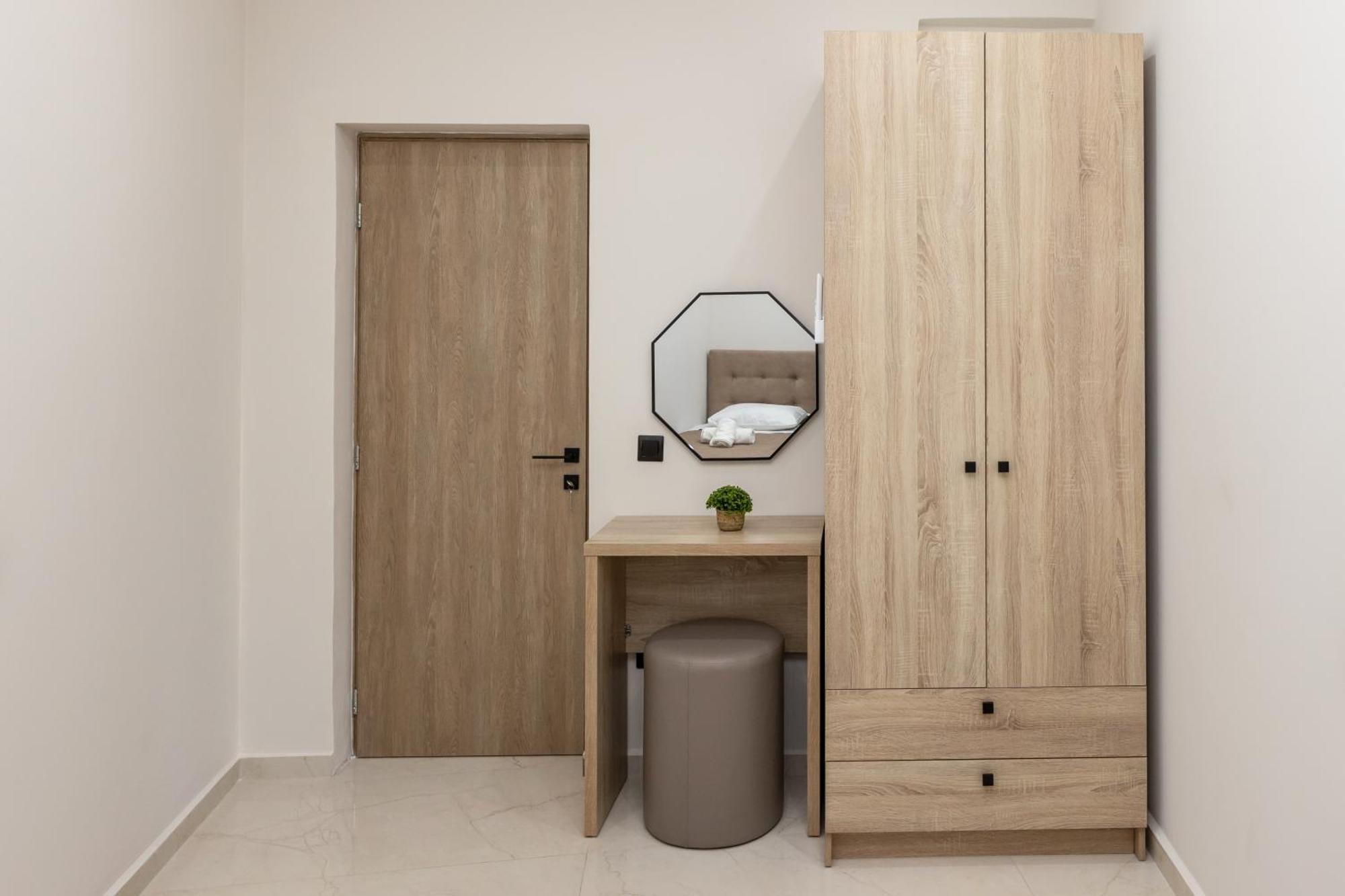 Steve'S Apartment Ираклио Екстериор снимка